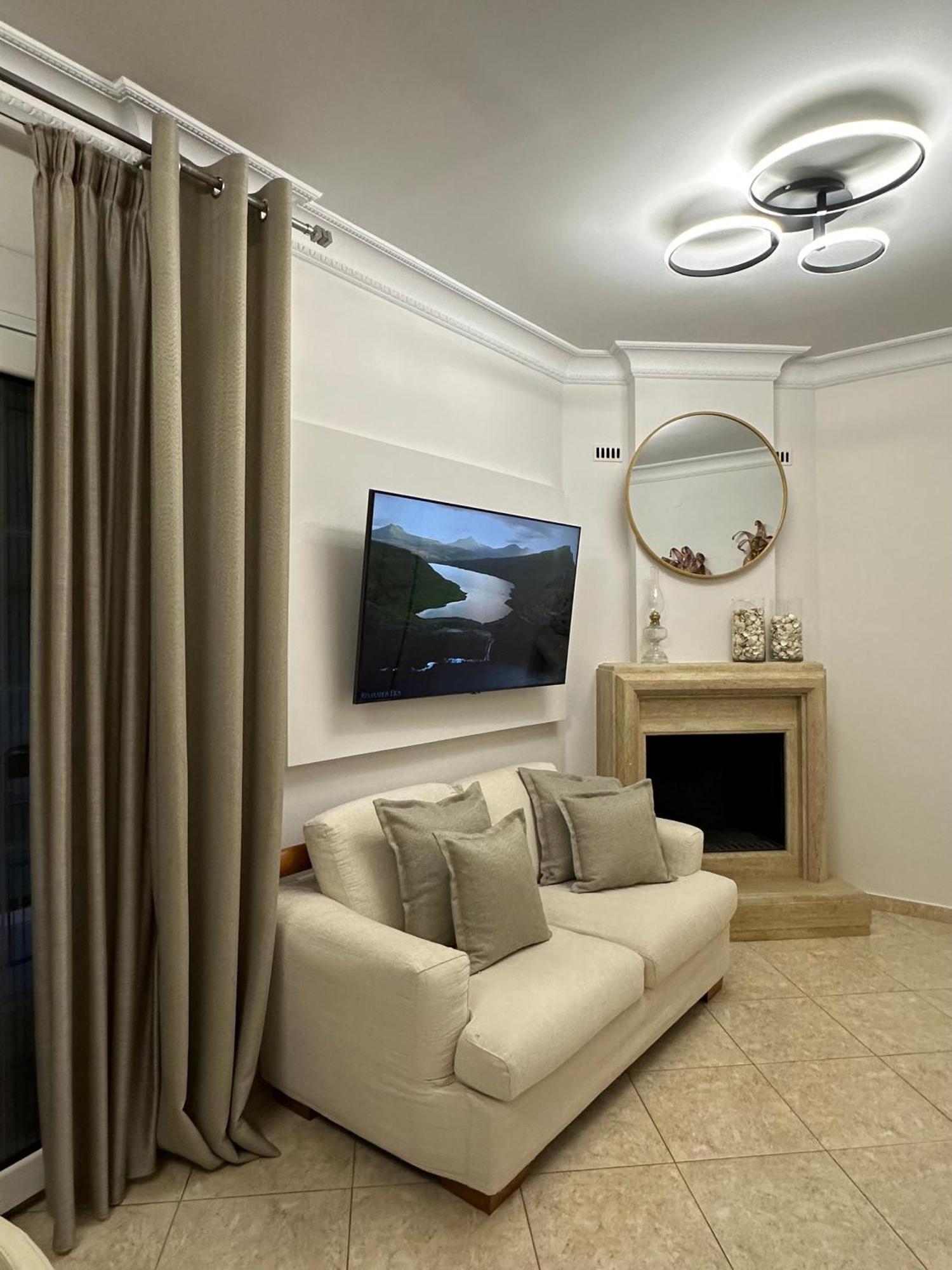 Thessaloniki, Four Seasons House Appartement Buitenkant foto